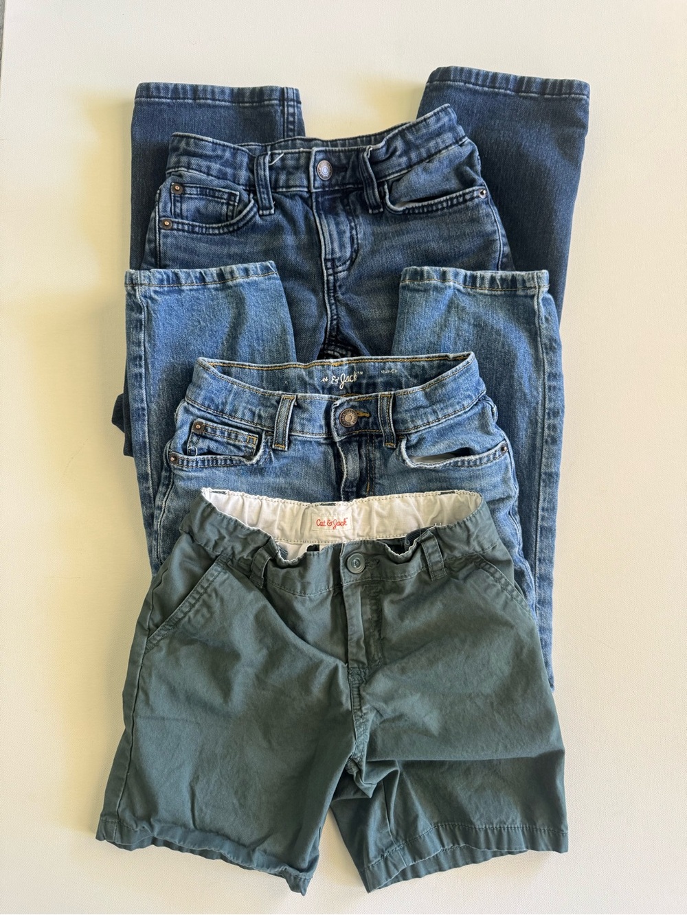 ✨Cat & Jack Bottoms Set size 6✨